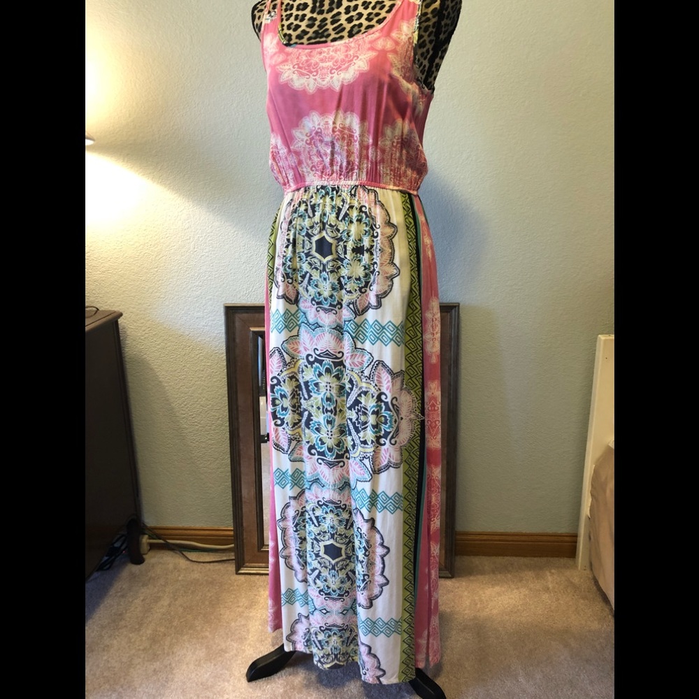Gorgeous Patterned Sundress, Size Medium. - image 1